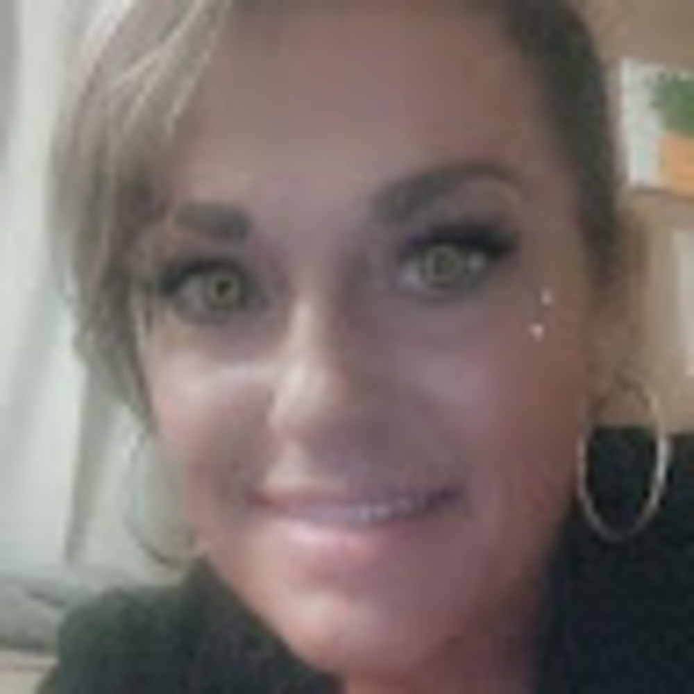 Meet your Posher, Lacey